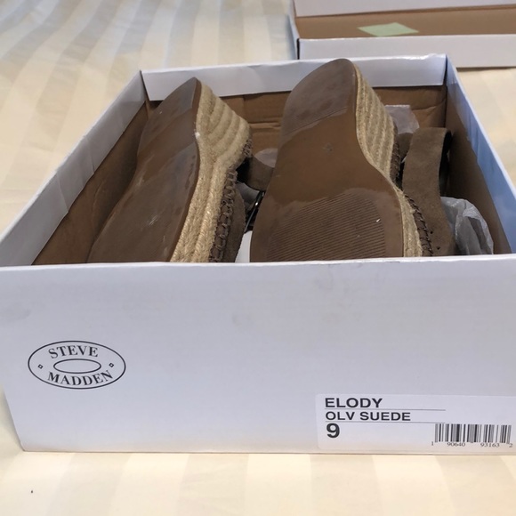 Sandals - Picture 4 of 4